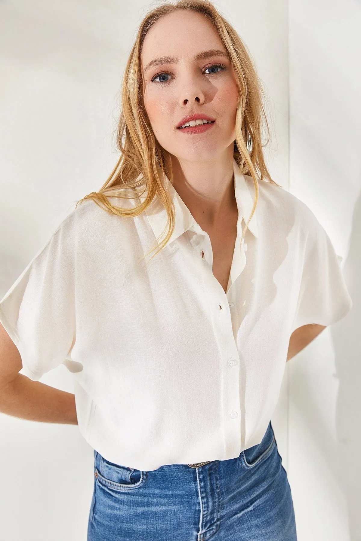 Bat Sleeve Oversize Linen Shirt, Casual Relaxed Fit, Handmade Summer Blouse,Minimalist Boho Fashion, Breathable Fabric, Office Top 1