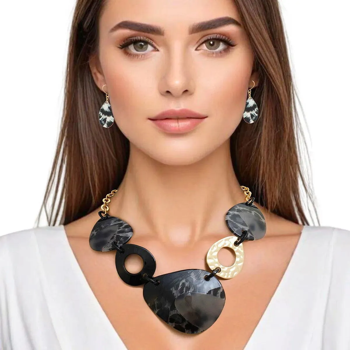 Chic Leopard Black Marbled Acrylic Link Necklace Set - Trendy and Elegant Statement Jewelry