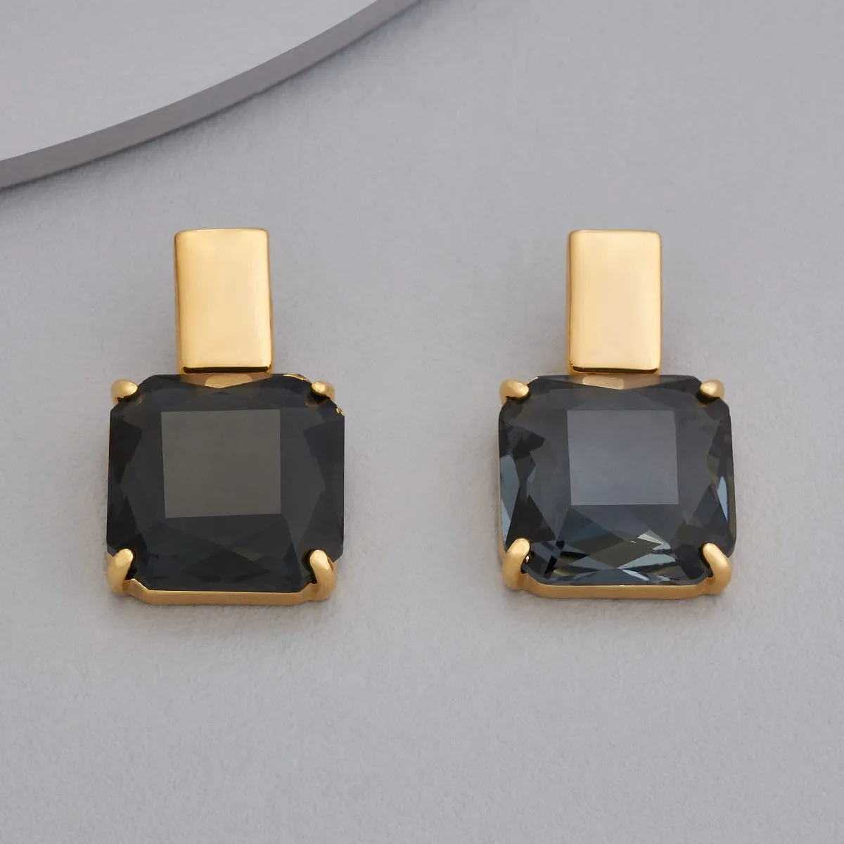 Trendy Earring 175608