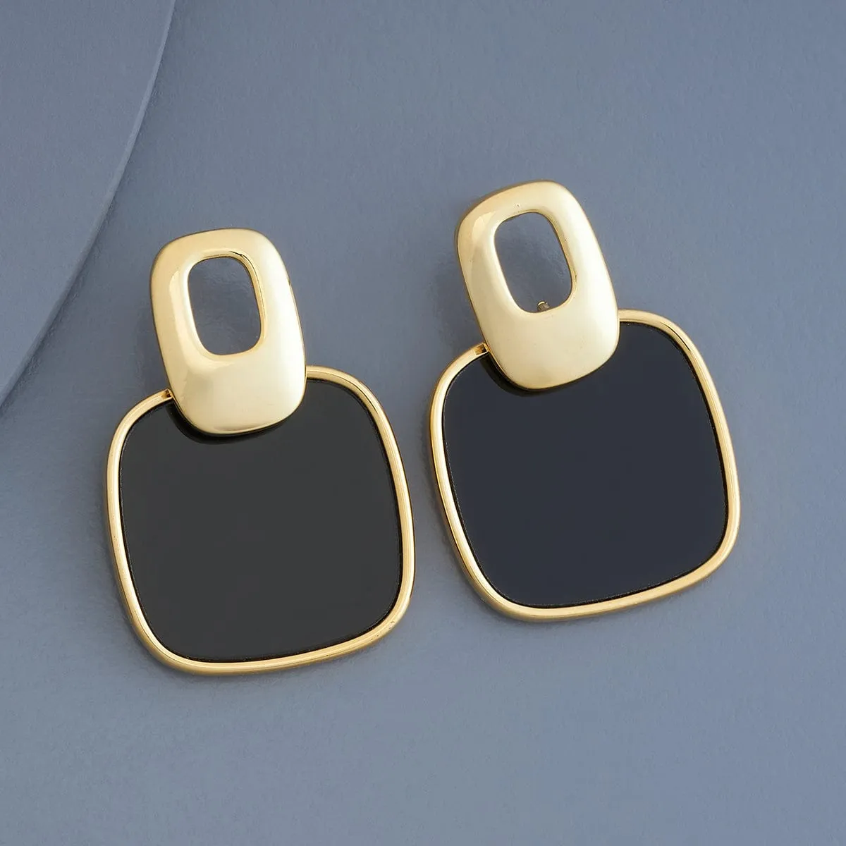 Trendy Earring 179038