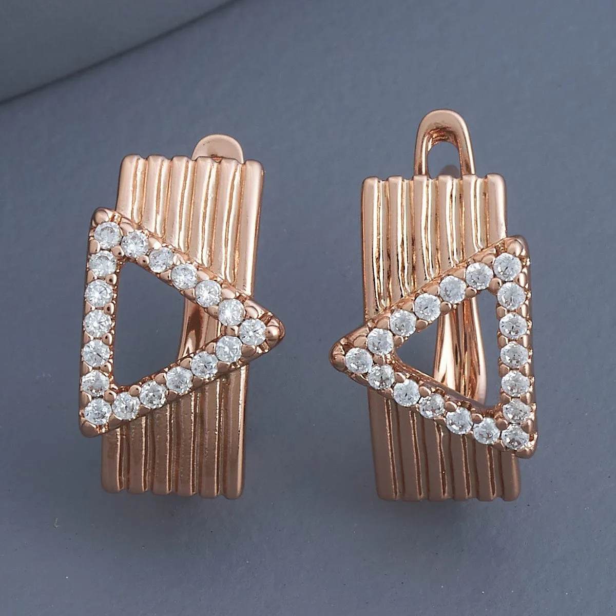 Trendy Earring 179342