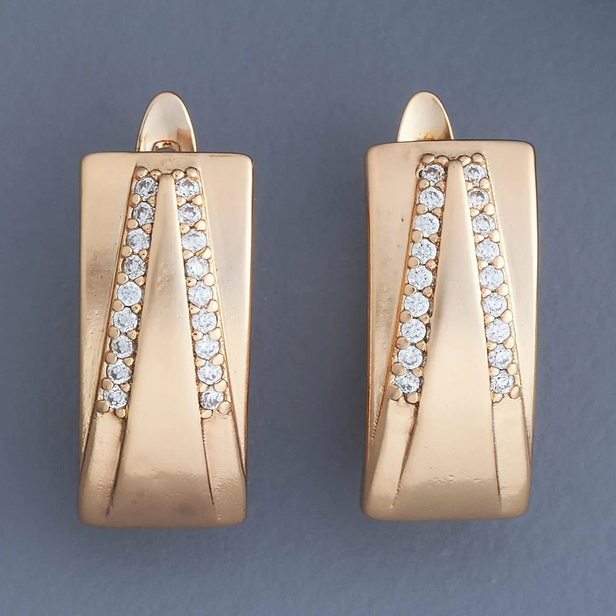 Trendy Earring 179651