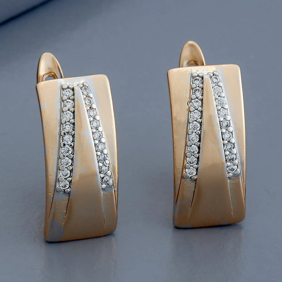 Trendy Earring 179651